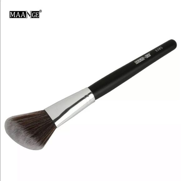 Contouring, blush, cake, bronzer makeup brush - Picture 4 of 7